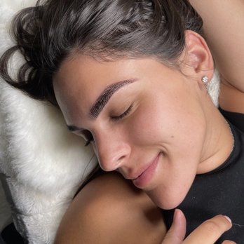 Eyebrows By Sharon - Eyebrow Services Near Me - Miami Beach, Florida