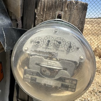 Spaceport Rv Park - 15 amp old power meter power cuts out whe. Try run heater or ac unit . - RV Parks Near Me - Mojave, California Spaceport Rv Park - 15 amp old power meter power cuts out whe. Try run heater or ac unit . - RV Parks Near Me - Mojave, California