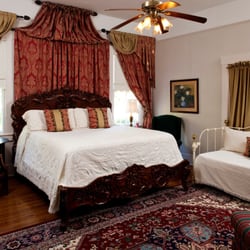 Devereaux Shields House - Elmo Room