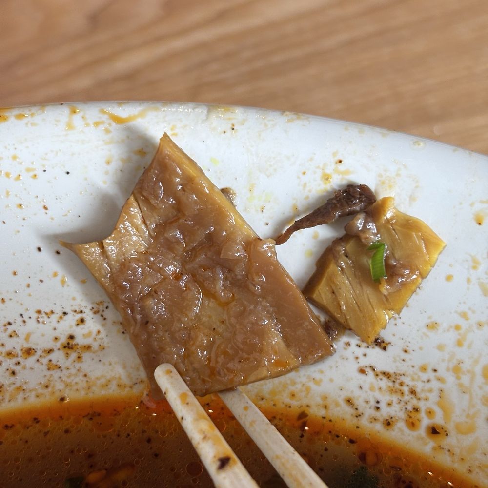 Braised beef pieces we couldn't eat Braised beef pieces we couldn't eat