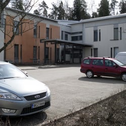 Samarian terveysasema - Samarian terveysasema sijaitsee Espoon keskuksessa.