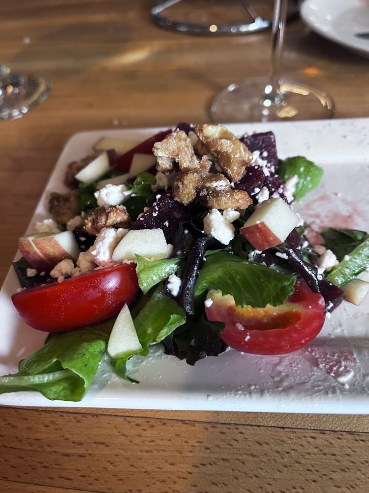 Social spots from Signatures At The Humphrey House