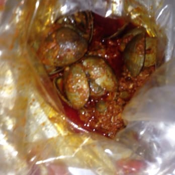 Cracking Crab - Clams - Cajun/Creole Near Me - Montrose, California