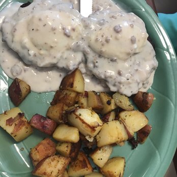 The R's Diner - Country eggs Benedict - Breakfast & Brunch Near Me - Naples, Florida