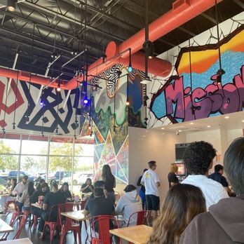 Dave's Hot Chicken - Indoor design - Chicken Shop Near Me - Mission Viejo, California Dave's Hot Chicken - Indoor design - Chicken Shop Near Me - Mission Viejo, California