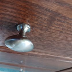 Re-Bath - Drawer is cracked