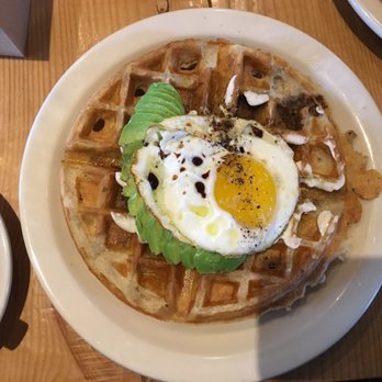 Métier - Avocado and fried egg waffle - Cafes Near Me - Seattle, Washington Métier - Avocado and fried egg waffle - Cafes Near Me - Seattle, Washington