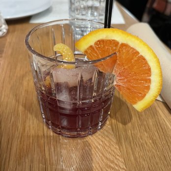 Dos Besos - Spanish Near Me - Pasadena, California