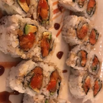 Flying Roll - Spicy salmon & spicy tuna roll - Sushi Bars Near Me - Duluth, Georgia