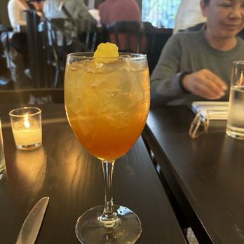 Heritage Tavern - Peach Tonic - New American Near Me - Madison, Wisconsin