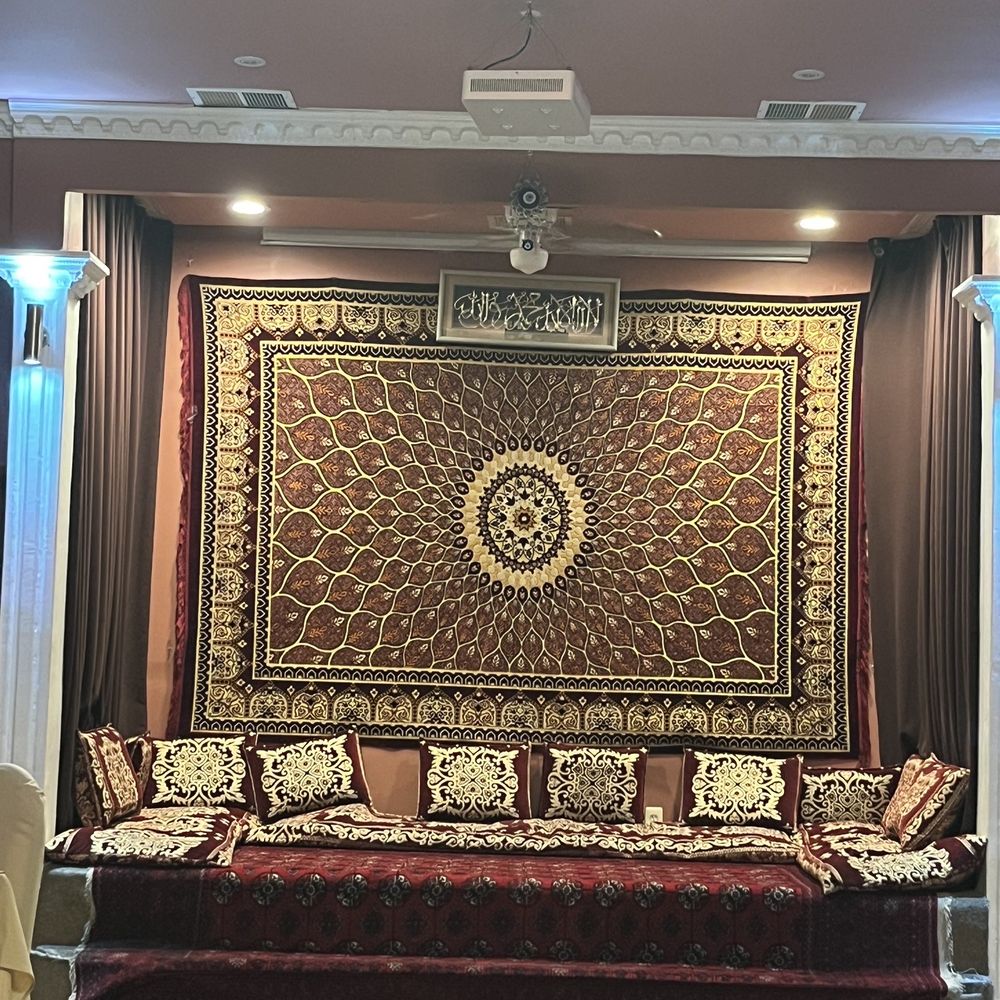 Baba Grill - Sitting area - Afghan Near Me - Cinnaminson, New Jersey Baba Grill - Sitting area - Afghan Near Me - Cinnaminson, New Jersey