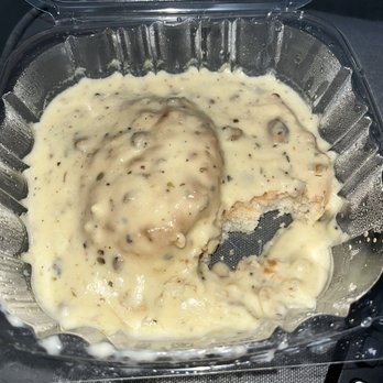 The Daily Dose Cafe - Half order of biscuits and gravy - Coffee & Tea Near Me - Kenosha, Wisconsin