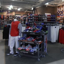 DICK'S Sporting Goods