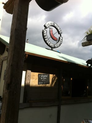 Kufflers Weinzelt by null