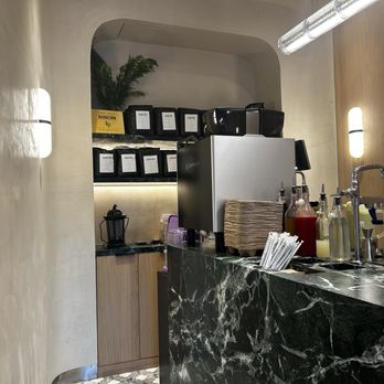 Off-Peak Coffee - Coffee & Tea Near Me - Flushing, New York