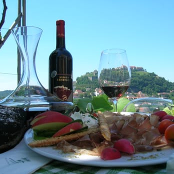 Bernhart - Schöner Ausblick - Wine Bars Near Me - Riegersburg, 6 Bernhart - Schöner Ausblick - Wine Bars Near Me - Riegersburg, 6
