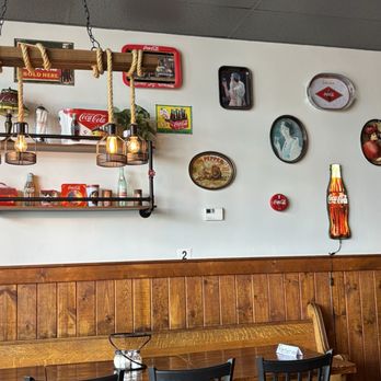 Maggio's Pizza - Pizza Near Me - Big Bear Lake, California