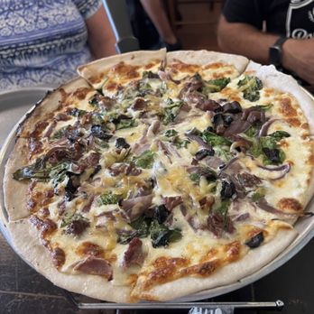 La Masa Pizzeria Conceptual - Steak and Cheese Pizza - Pizza Near Me - San Juan, Puerto Rico La Masa Pizzeria Conceptual - Steak and Cheese Pizza - Pizza Near Me - San Juan, Puerto Rico