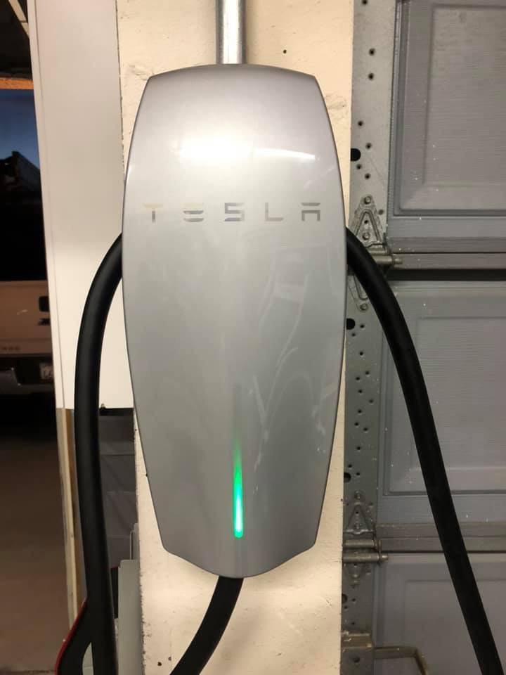 Slide of Ethic Electric