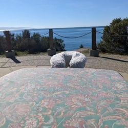 Blue Feather Sanctuary - Massage by the beach?
