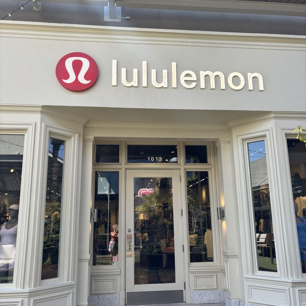 Lululemon - Front - Men's Clothing Near Me - Tempe, Arizona