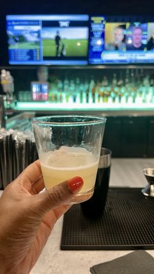 Five Iron Golf by null