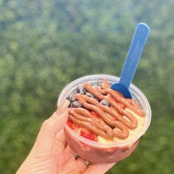 Surf Bar - Nu-Stella Bowl - Juice Bars & Smoothies Near Me - Midwest City, Oklahoma