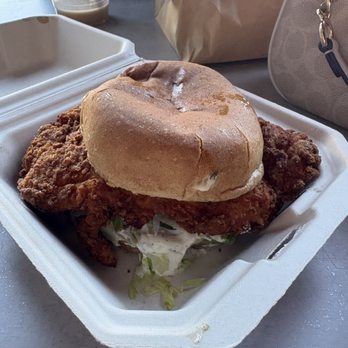 Burger Lounge - Burgers Near Me - Los Angeles, California Burger Lounge - Burgers Near Me - Los Angeles, California