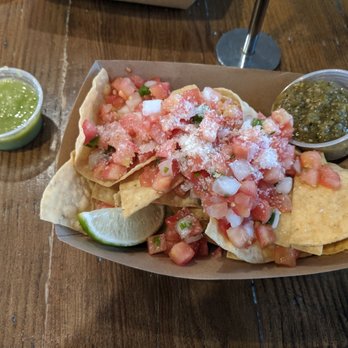 Chilango Fresh Mexican - Taco bar - Mexican Near Me - Loveland, Ohio