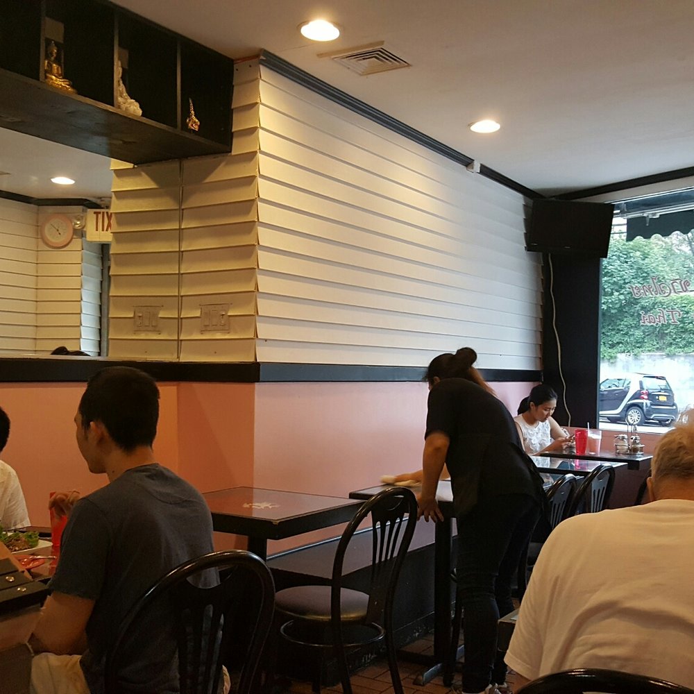 Chao Thai - Seating - Thai Near Me - Elmhurst, New York Chao Thai - Seating - Thai Near Me - Elmhurst, New York