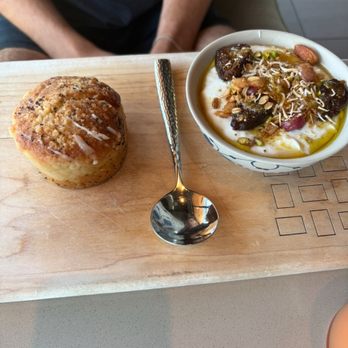 Weft & Warp Art Bar + Kitchen - Breakfast & Brunch Near Me - Scottsdale, Arizona Weft & Warp Art Bar + Kitchen - Breakfast & Brunch Near Me - Scottsdale, Arizona