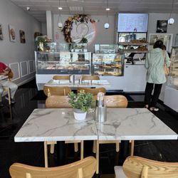 La Roma Pastry Shop
