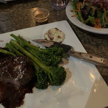 Pinnacle Grille - Filet mignon and broccolini and side salad - Burgers Near Me - Scottsdale, Arizona Pinnacle Grille - Filet mignon and broccolini and side salad - Burgers Near Me - Scottsdale, Arizona