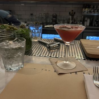 The Annex Kitchen - Blood orange cosmo - Pizza Near Me - Fresno, California The Annex Kitchen - Blood orange cosmo - Pizza Near Me - Fresno, California