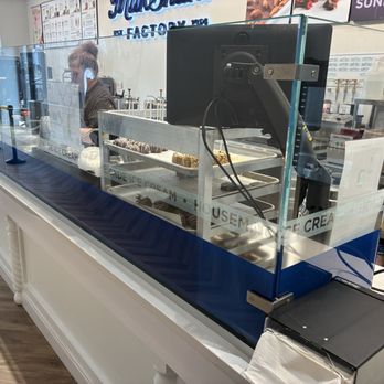 MilkShake Factory Nora - How neat and clean store is - Chocolatiers & Shops Near Me - Nora, Indiana MilkShake Factory Nora - How neat and clean store is - Chocolatiers & Shops Near Me - Nora, Indiana