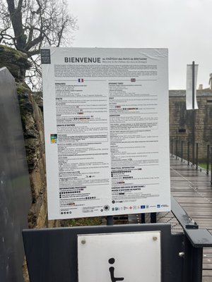 Château des ducs de Bretagne by null