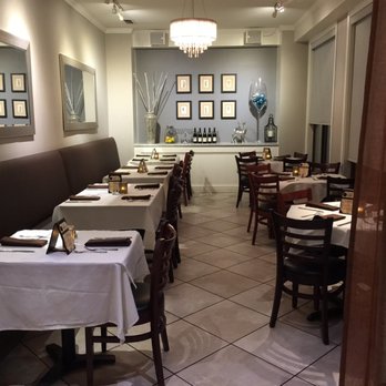 Ziziki's - Dining Room - Greek Near Me - Dallas, Texas