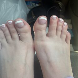 Purelux Nail Spa