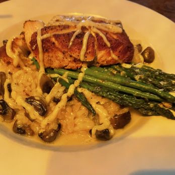 Quips Pub - Salmon dinner with mushroom risotto and asparagus - British Near Me - Lancaster, Pennsylvania Quips Pub - Salmon dinner with mushroom risotto and asparagus - British Near Me - Lancaster, Pennsylvania