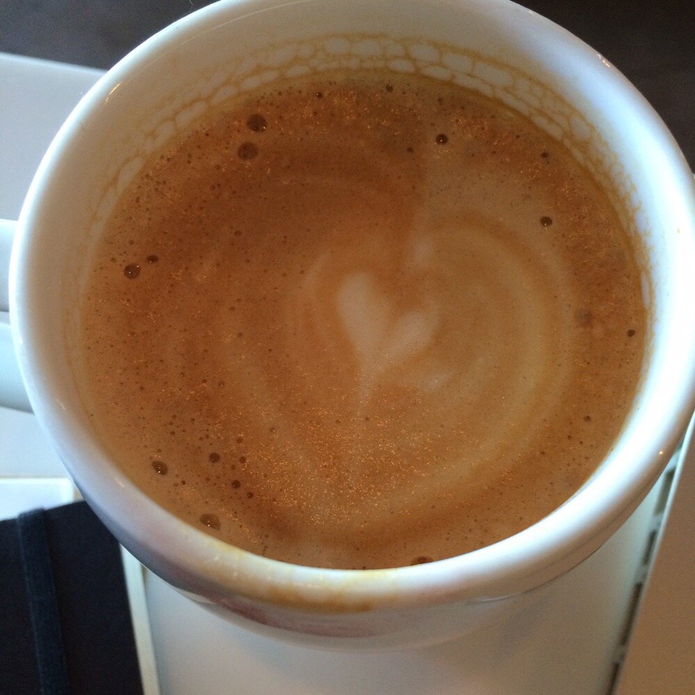 Giant Coffee - Honey Vanilla Latté - Coffee & Tea Near Me - Phoenix, Arizona