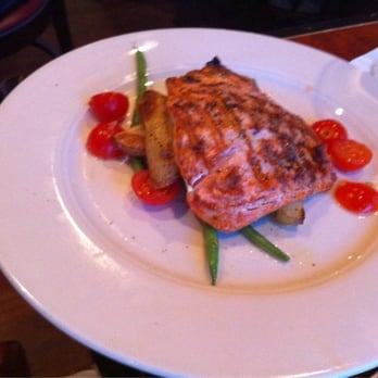 Cutters Crabhouse - salmon - Seafood Near Me - Seattle, Washington Cutters Crabhouse - salmon - Seafood Near Me - Seattle, Washington
