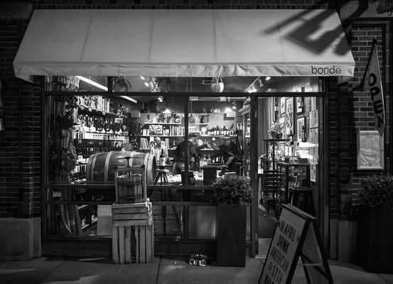 Bonde Fine Wine Shop by null