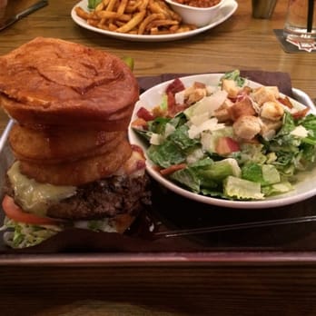 Big Rig Kitchen and Brewery - Killer Bee Burger, tasty but way to messy. - Breweries Near Me - Ottawa, Ontario