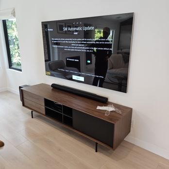 My Mounting Guy - TV Mounting Near Me - Northridge, California