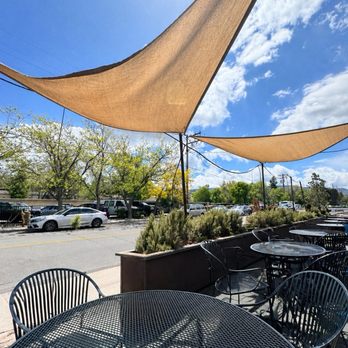Gloria’s Cafe - Patio - Breakfast & Brunch Near Me - Reno, Nevada