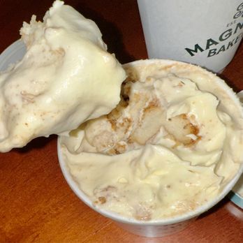 Magnolia Bakery - Amazing banana pudding!!! - Bakeries Near Me - New York, New York Magnolia Bakery - Amazing banana pudding!!! - Bakeries Near Me - New York, New York