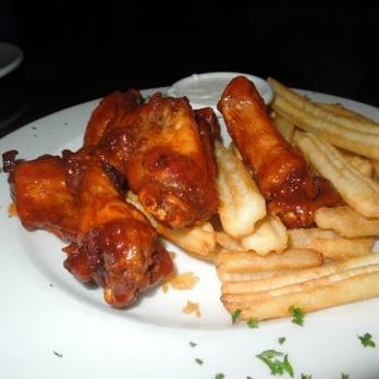McReilly's Pub & Restaurant - chicken wings and french fries - Nightlife Near Me - Barrie, Ontario