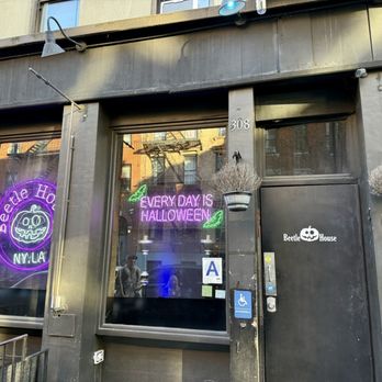 Beetle House - Entrance - New American Near Me - New York, New York