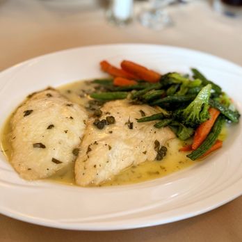 Forchetta Italian Eatery - Chicken Picata - Italian Near Me - Largo, Florida Forchetta Italian Eatery - Chicken Picata - Italian Near Me - Largo, Florida