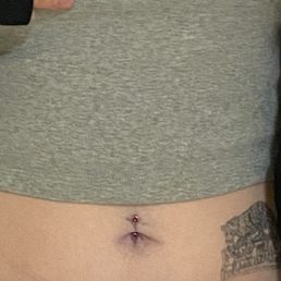 Navel piercing Navel piercing
